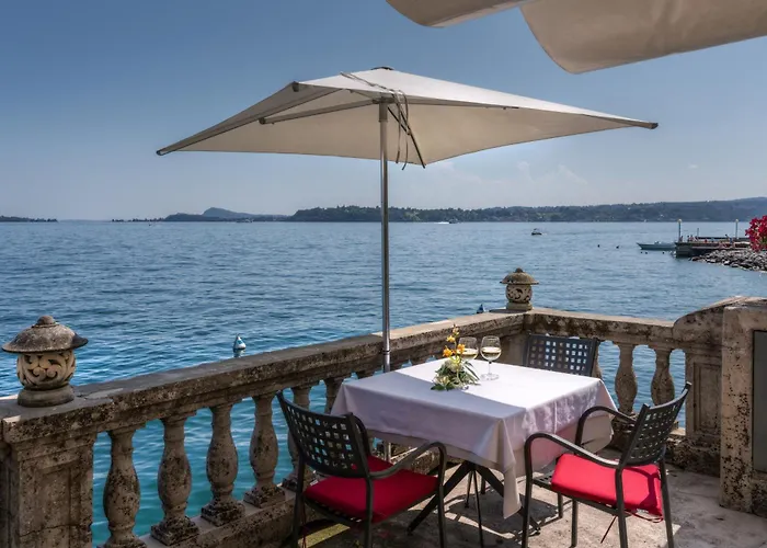 Hotel Villa Capri Gardone Riviera